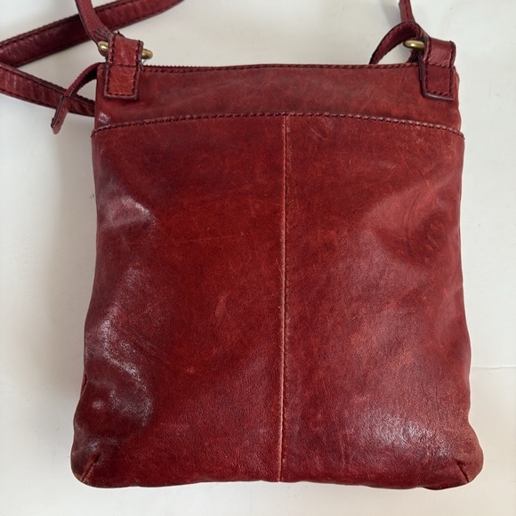 Fossil genuine reddish leather distressed crossbody purse zip close front pocket - Picture 6 of 16